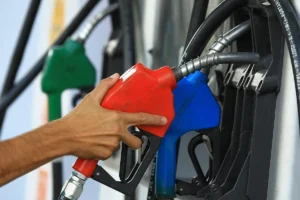 Petrobrás anuncia aumento preço gasolina nesta quarta-feira (16)