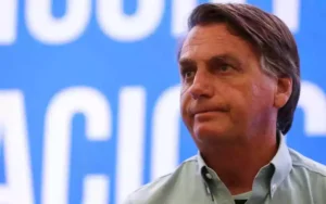 Bolsonaro é intimado pela Políca Federal