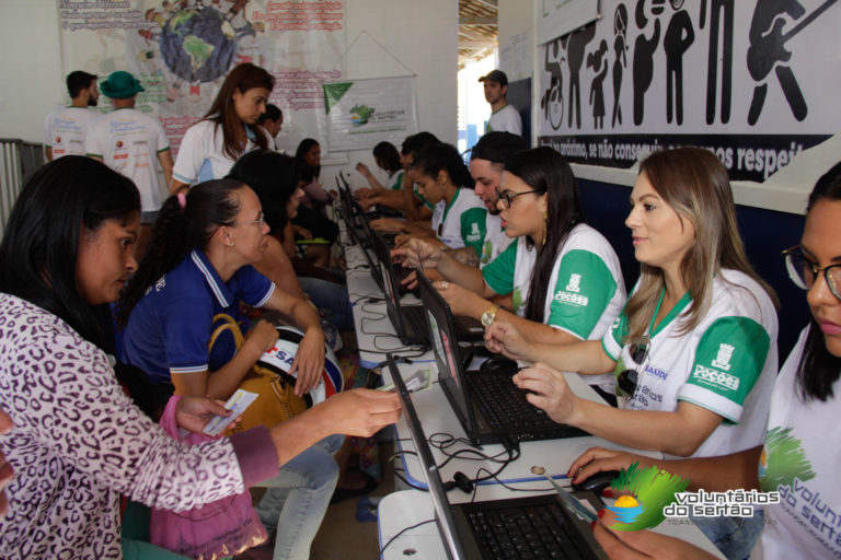 Voluntários promovem mutirão de atendimento médico no interior da Bahia