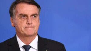 Bolsonaro é julgado pelo TSE nesta terça-feira (10); saiba o que pode acontecer