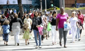 QUE BOM! Taxa média de desemprego em 2023 é a menor desde 2014