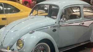 O QUERIDINHO! Fusca celebra 65 anos com grande exposição de veículos em Lauro de Freitas