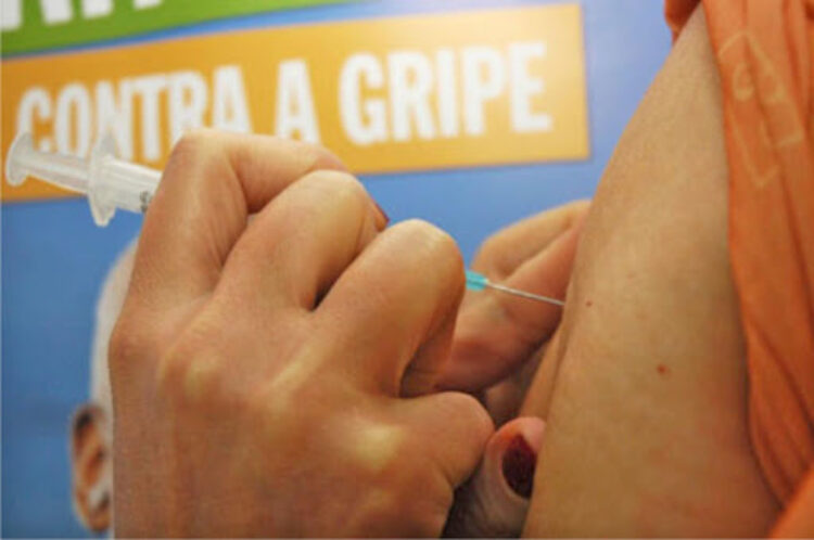 Ministério da Saúde antecipa campanha de vacinação contra a gripe; confira a data