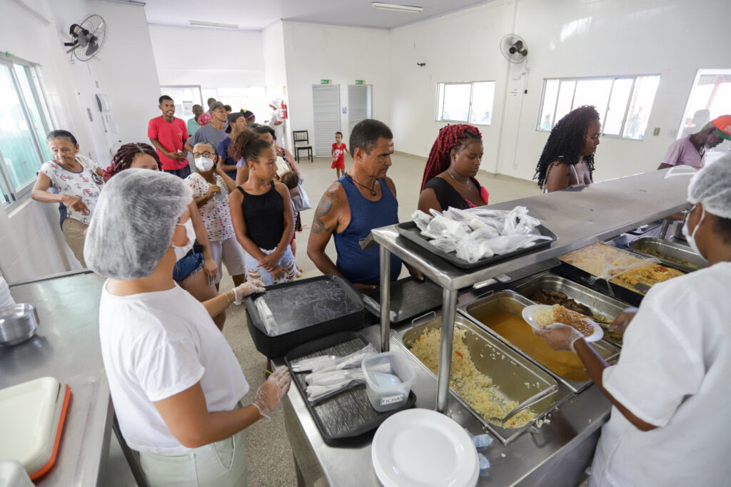LAURO DE FREITAS: com mais de 475 mil refeições servidas, Cozinha Comunitária de Itinga comemora seis anos