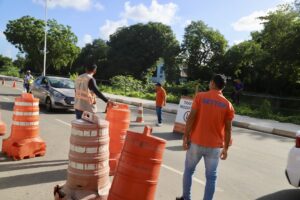 Em Lauro de Freitas, obras da Embasa avançam e SETTOP libera vias de acesso ao município